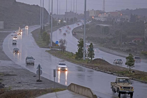 Moderate to heavy thunderstorms with torrential rains, hail showers, and active winds stirring up dirt and dust with a possible speed of 60 km/h are expected in some Saudi regions.