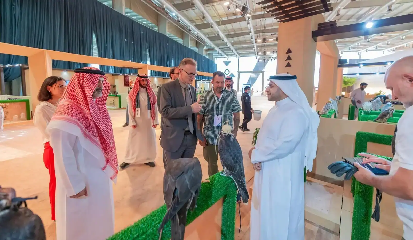 German Ambassador to KSA Visits International Falcon Breeders Auction in Riyadh 