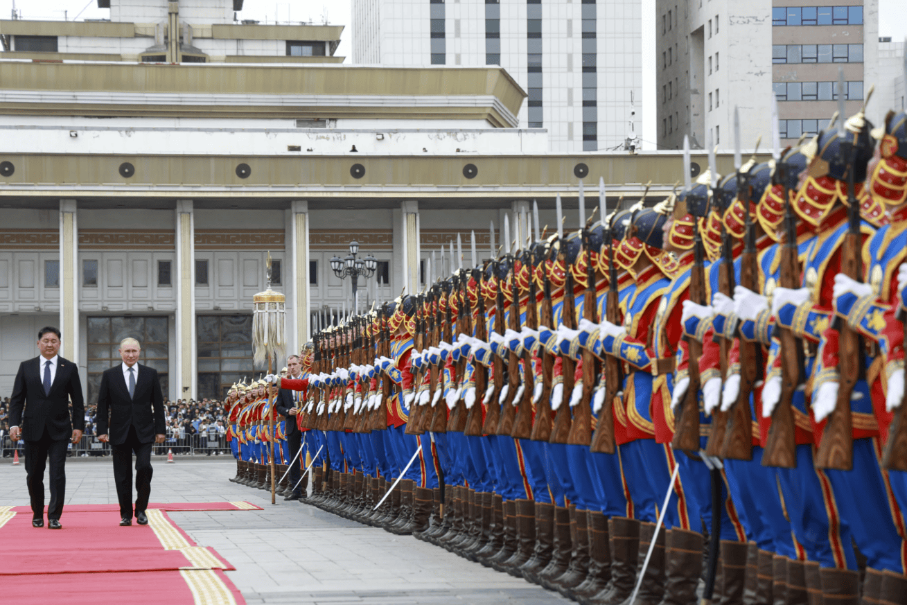 Defying ICC: Putin Arrives in Mongolia
