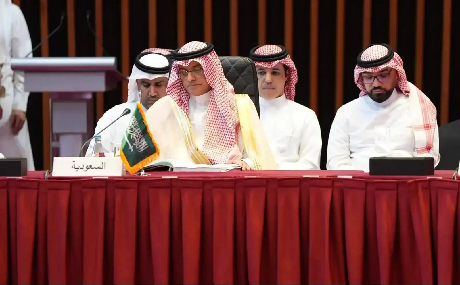 FCS’s President Al-Huwaizi Appointed as First VP of Union of Arab Chambers