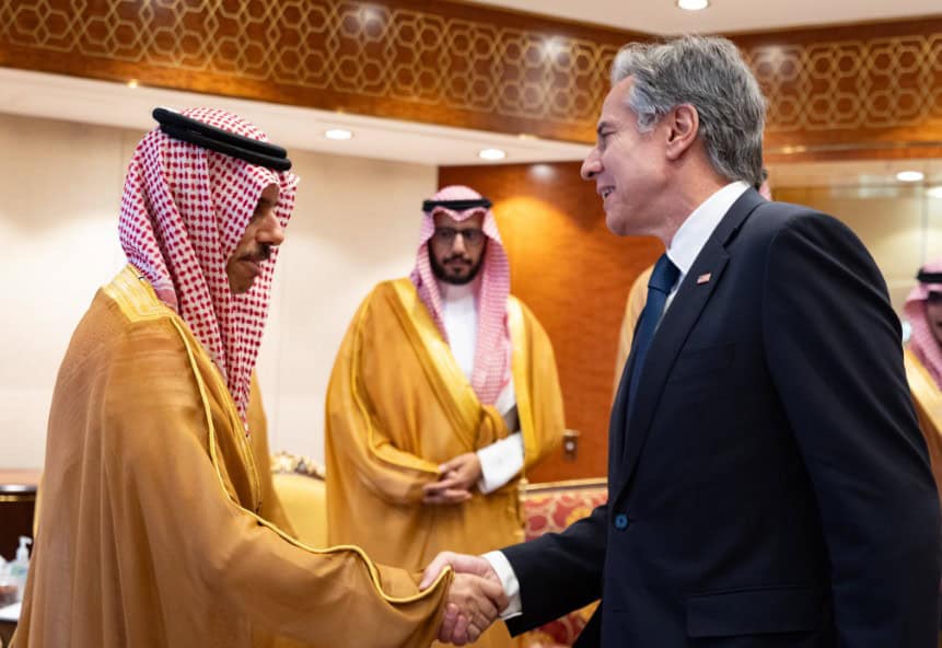 Saudi Crown Prince Receives US State Secretary in Riyadh