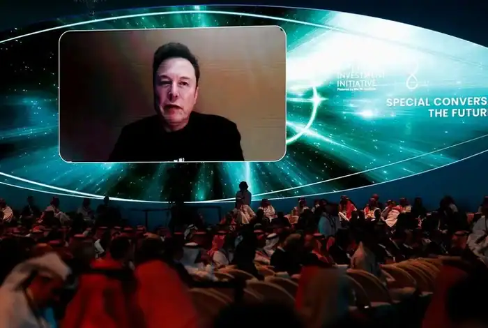 Elon Musk in Future Investment Initiative: Number of Robots to Exceed Humans in 2040
