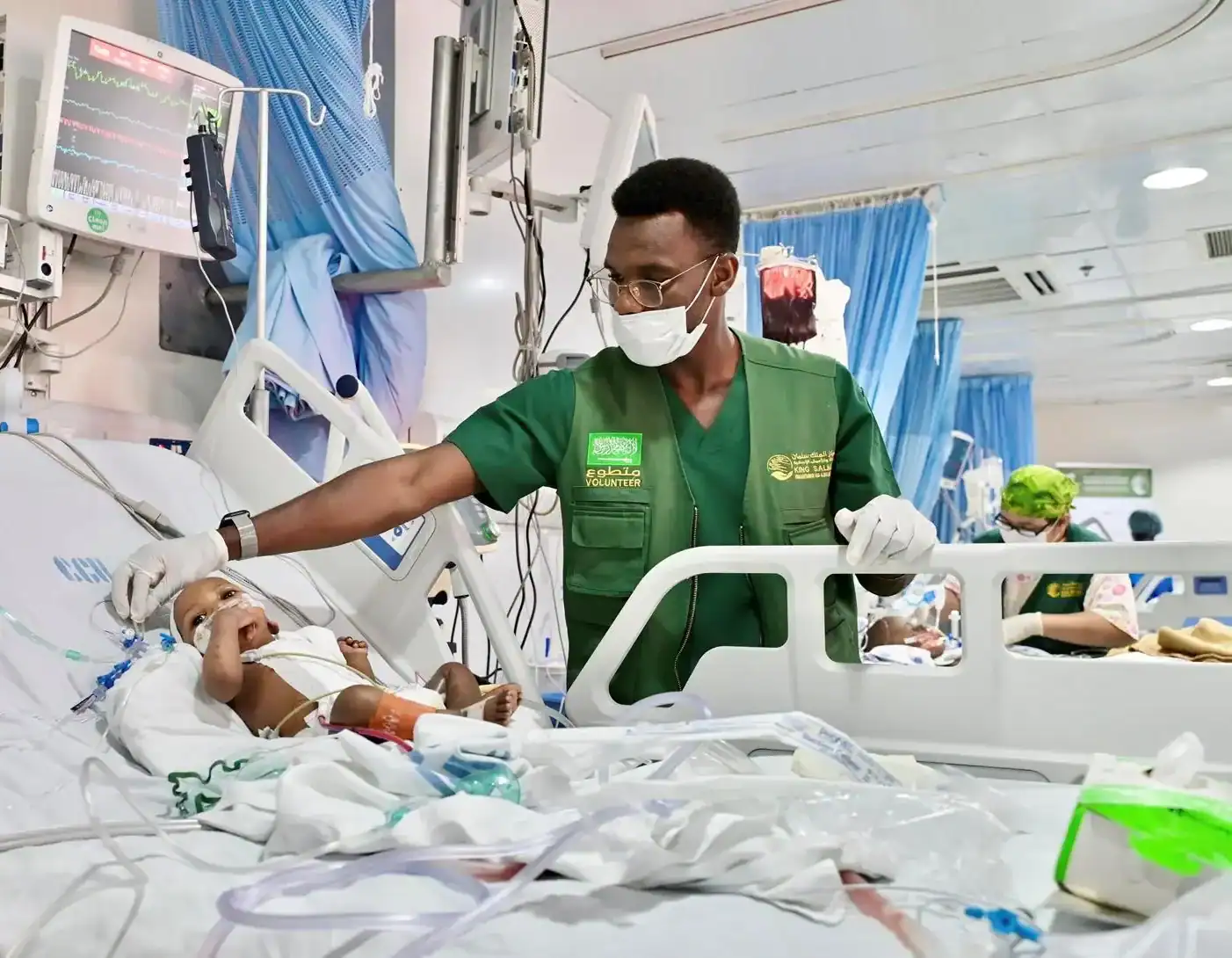 KSrelief Performs Medical Operations in Tanzania and El Salvador