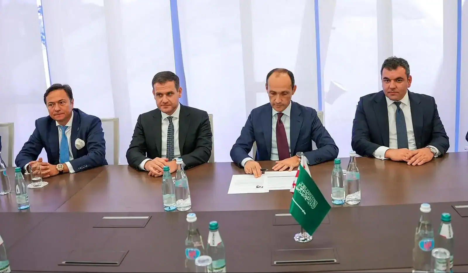 Chambers Federation Discusses Launch of Georgian Bank in Saudi Arabia