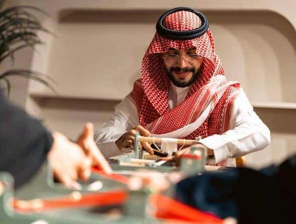 Saudi Arabia Launches Mobile ‘Craftsman Bus’ Showcasing Traditional Arts Everywhere