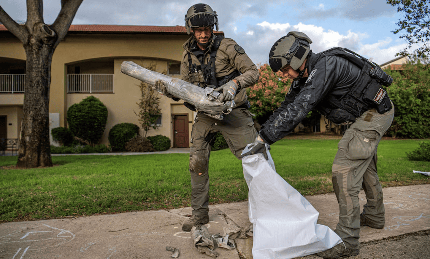 Hezbollah Rockets Reach Tel Aviv, Ceasefire Deal ‘Close’