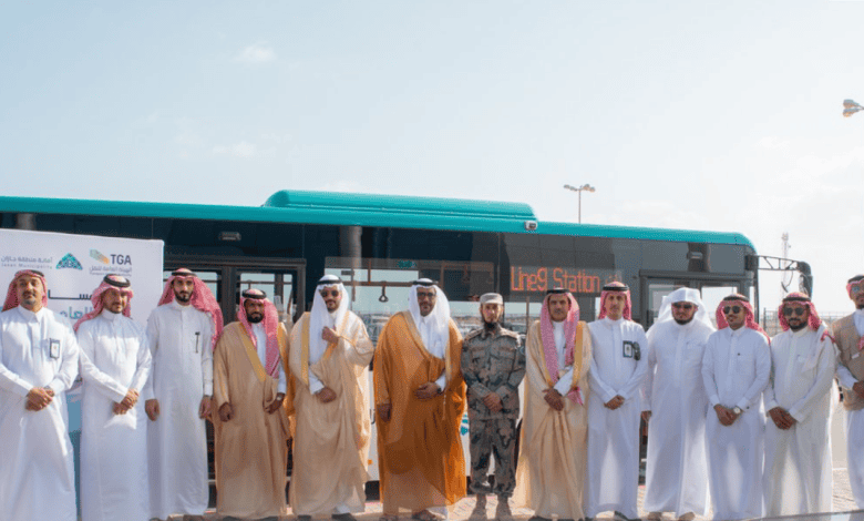Saudi TGA Inaugurates 1st Public Bus Line in Farasan Island