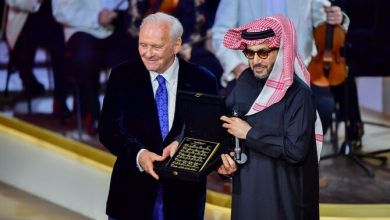 Anthony Hopkins Rocks Riyadh Season with Dreamlike Performance