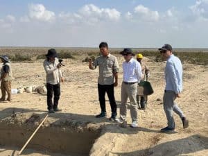 Chinese Consul General in Jeddah Observes Al-Serrian Archaeological Site