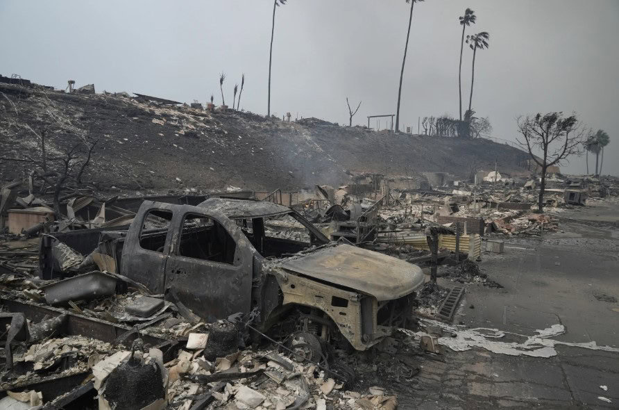 Los Angeles Wildfires: 2 People Killed, Tens of Thousands Evacuate