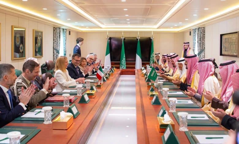 Saudi Arabia & Italy