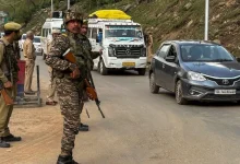 Indian troops in Kashmir