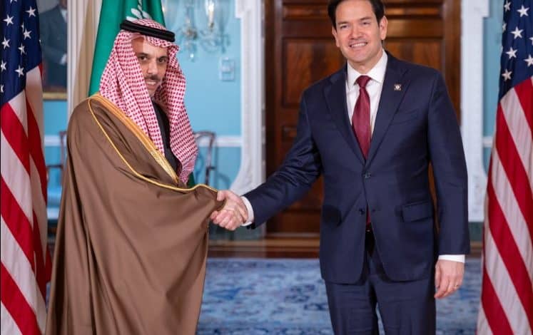 Saudi FM, US State Secretary Discuss Latest Developments