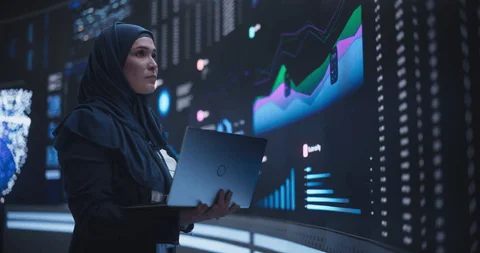 Saudi women