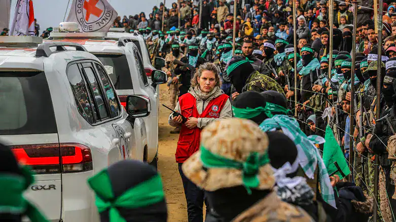 Hamas to Free Hostages if Gaza War’s End Guaranteed, Senior Official Says