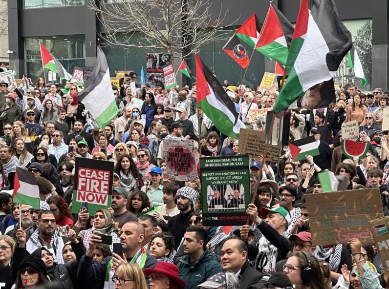 Australians March in Thousands against Gaza War