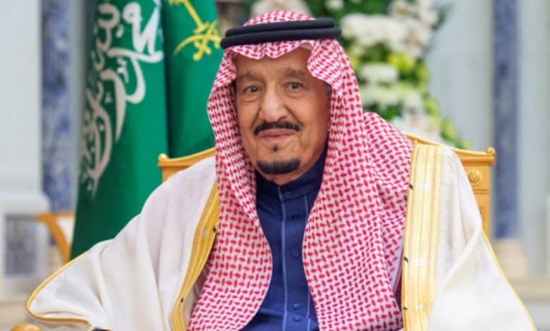 King Salman Receives Written Message from Egypt's Al-Sisi