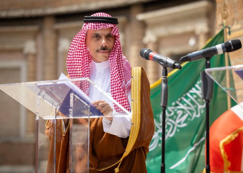 Saudi, Italian FMs Discuss Key Issues in Rome