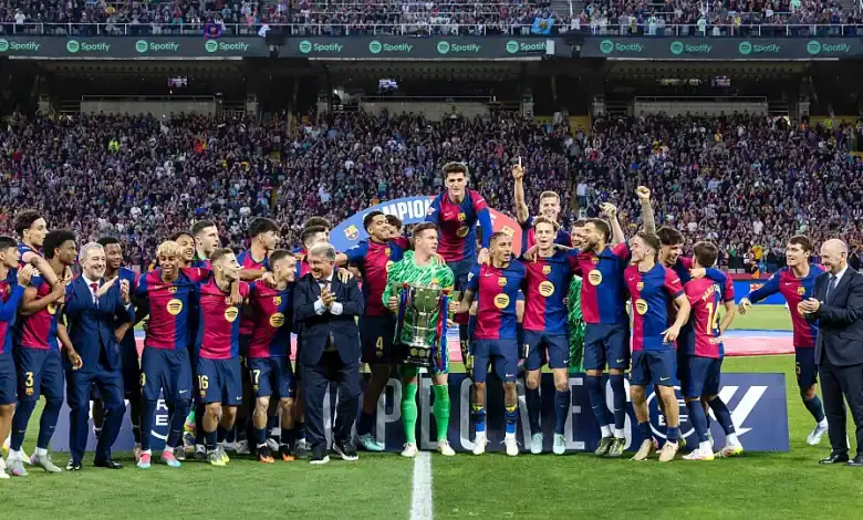 La Liga trophy