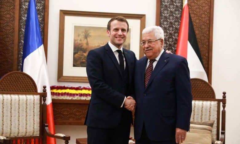 Macron & Abbas