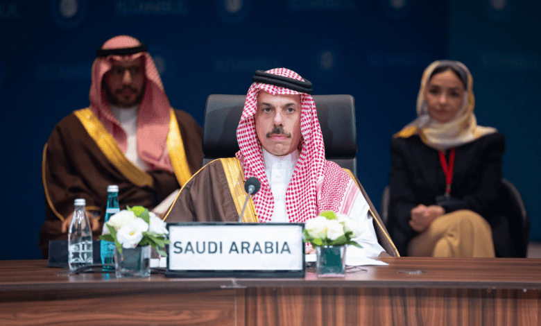 Saudi FM to Meet Egyptian President in Cairo