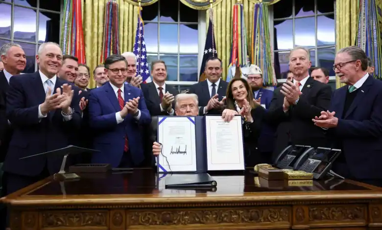 Trump signs bill to end longest US government shutdown