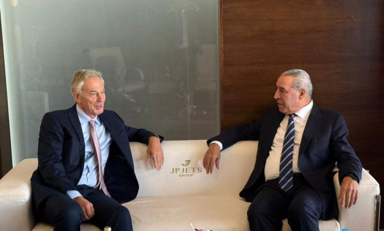 Palestinian VP, Tony Blair Discuss Gaza Administration in Ramallah