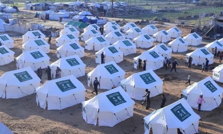 KSrelief Establishes Gaza Emergency Camp to Shelter Storm-Displaced Families
