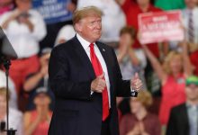 Trump Says He Holds “Good Conversations” with Putin, Zelenskyy