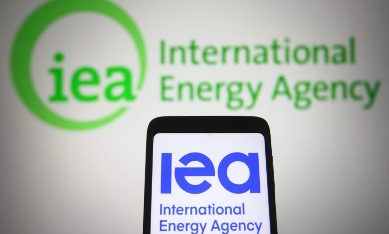 Washington Threatens to Exit International Energy Agency