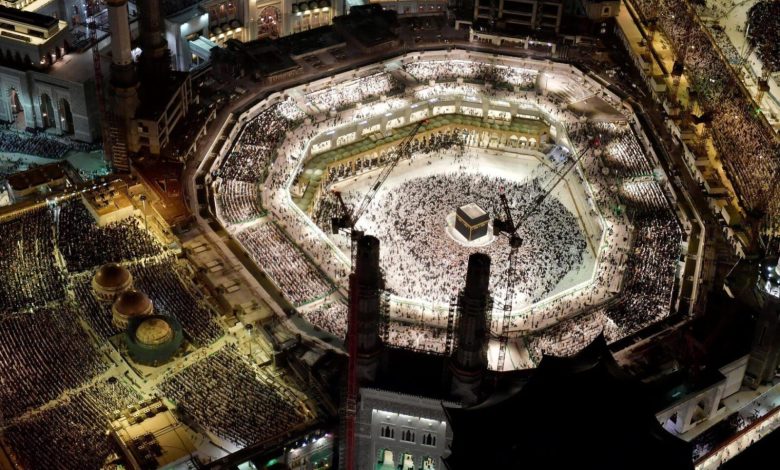 Two Holy Mosques Deploy 40 Multilingual Smart Screens