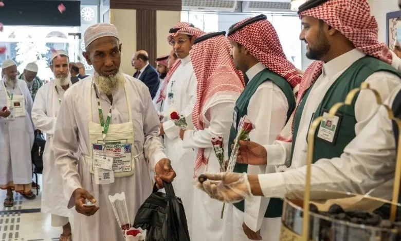 Ministry of Tourism Receives 1st Groups of Pilgrims Arriving in Makkah, Madinah
