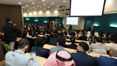 Saudi Ambassador to United Kingdom Meets Saudi Students in Britain