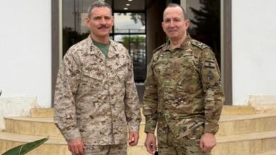 Lebanese Army Chief, US General Hold Extraordinary Meeting in Beirut