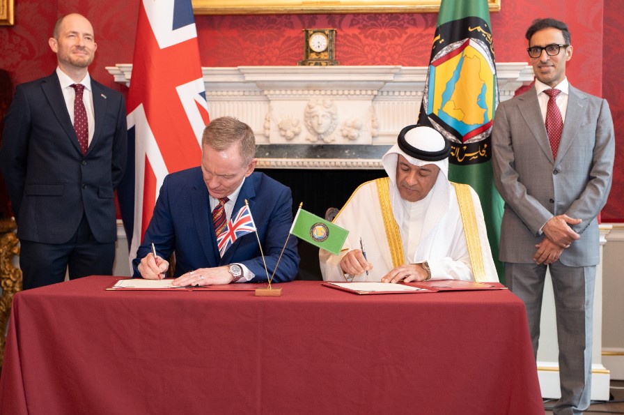 GCC, UK Sign Historic £3.7bn Trade Deal