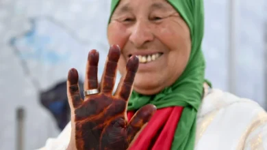Henna Adorns Hands of Moroccan Women Pilgrims on Their Way to Makkah