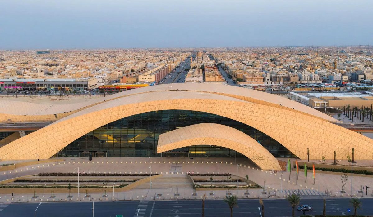 Riyadh Metro Launches Full Operations at Western Station