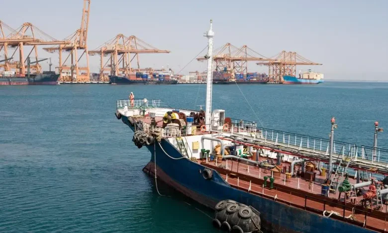 Oman's Mina al-Fahal Port Continues Operations After Reported Explosion