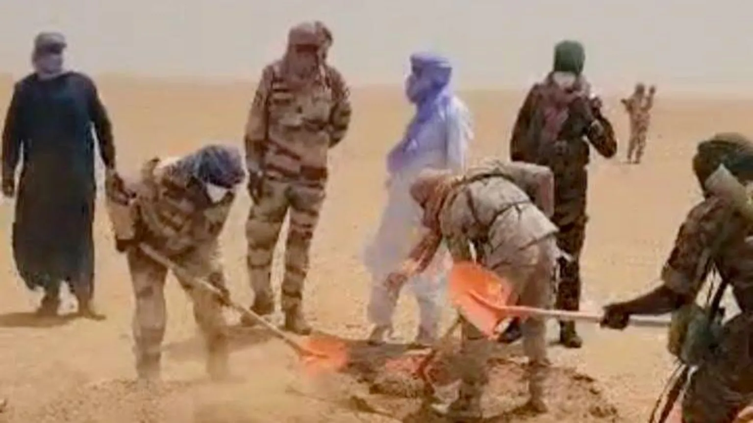 At Least 49 Die of Thirst in Niger Sahara After Truck Breakdown