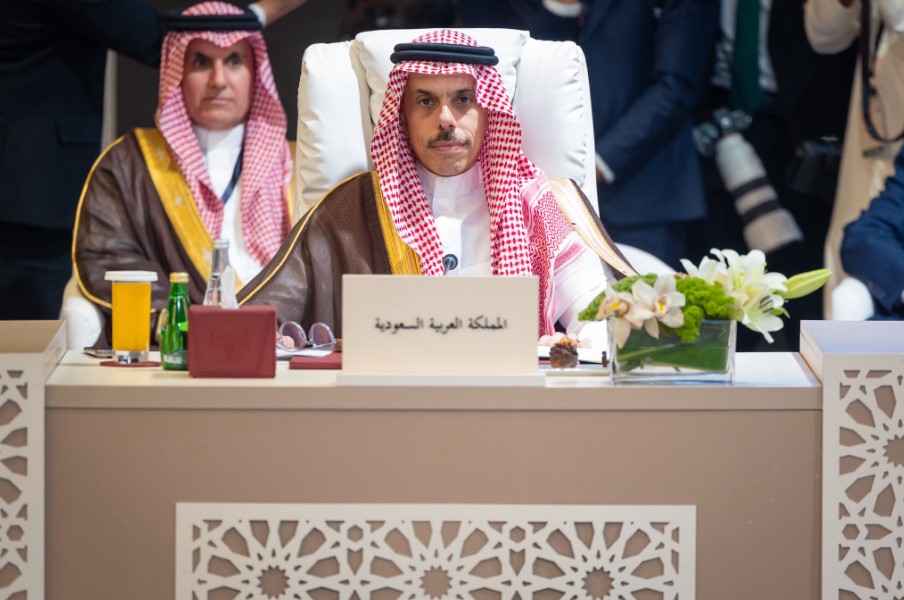 GCC, Arab League Meetings Stress Support for Regional De-Escalation Efforts