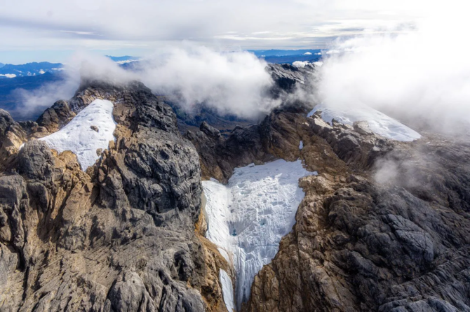 Asia’s Last Tropical Glaciers in Indonesia May Vanish by 2027