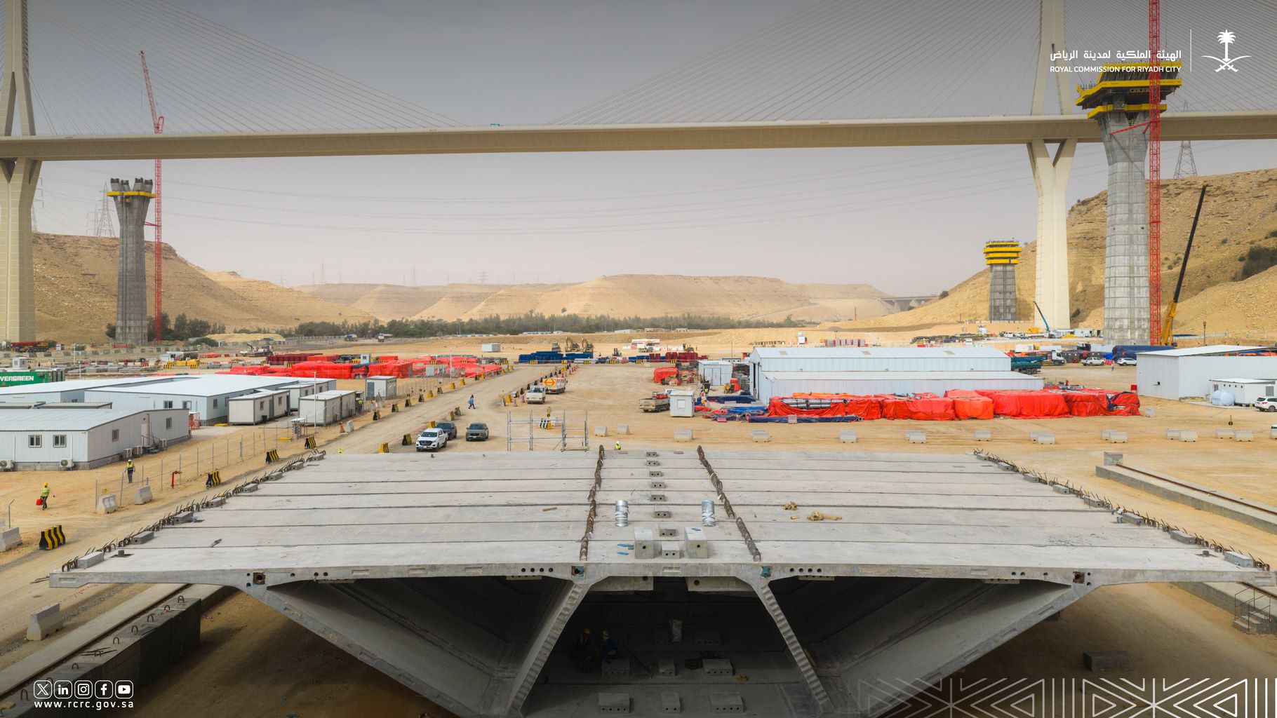 Saudi Arabia Speeds Up Work on Riyadh’s Wadi Laban Parallel Bridges