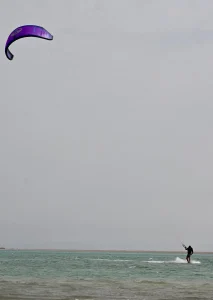 Kitesurfing is gaining popularity in Saudi Arabia, especially along the Red Sea coast. (Source: SPA)