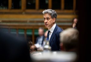 UK's Israeli Settlement Ban: A Major Push for Saudi Arabia's Two-State Strategy