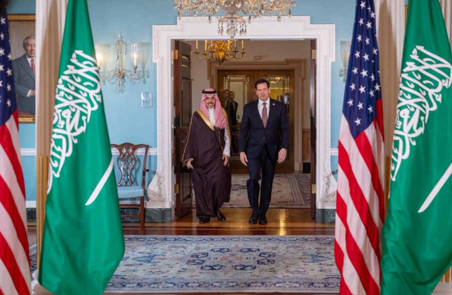 Riyadh-Washington Coordination: Inside Saudi Arabia's Push for Regional De-Escalation