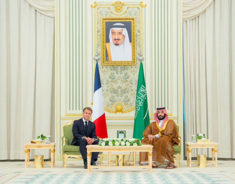A Saudi-French Bond of Solidarity: Macron Lands in Riyadh